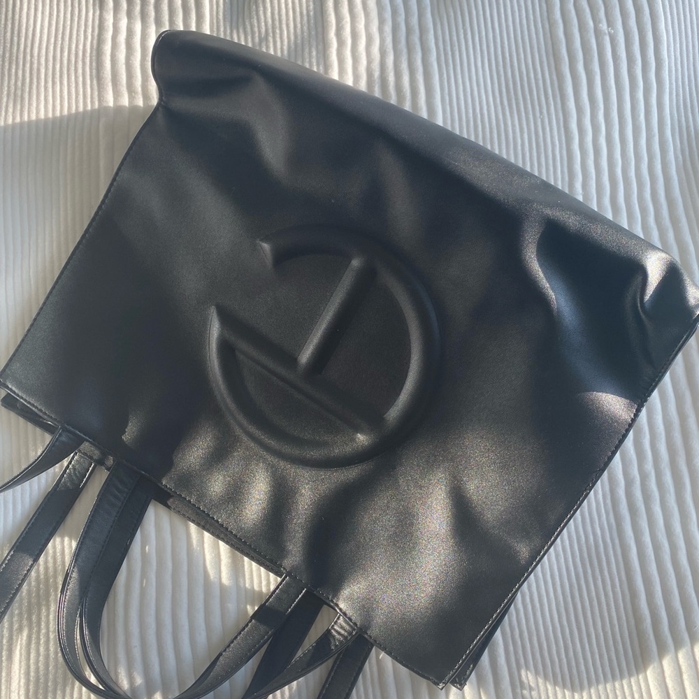 Medium Telfar Shopping Bag Black